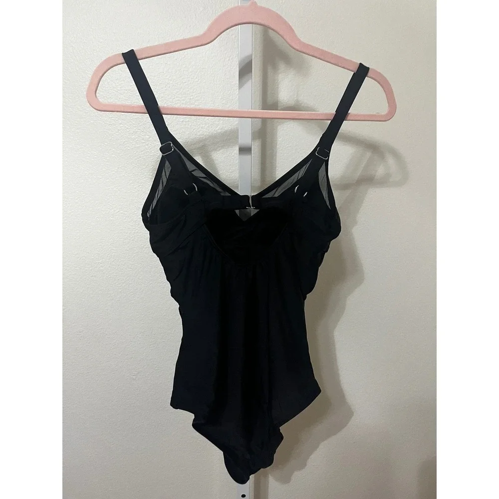 NWT CUPSHE One Piece Swimsuit‎ Bathing Suit V-Neck Back Ruched Mesh Small Black